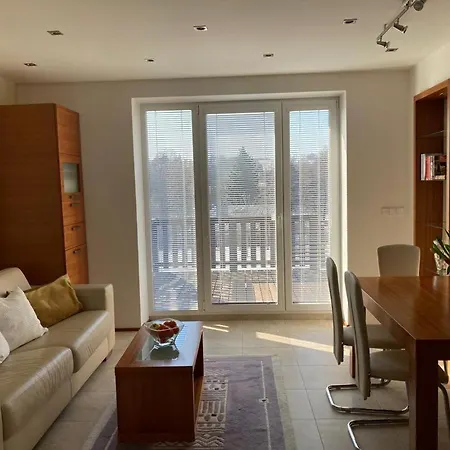 Daire Apartman Emilie - Blizko Vysocina Areny
