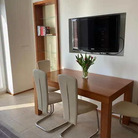 Apartman Emilie - Blizko Vysocina Areny Daire