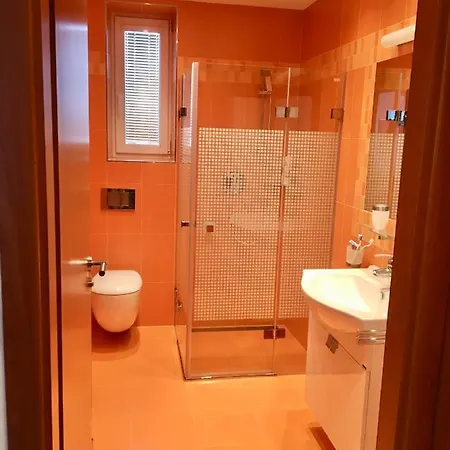 Apartman Emilie - Blizko Vysocina Areny Daire